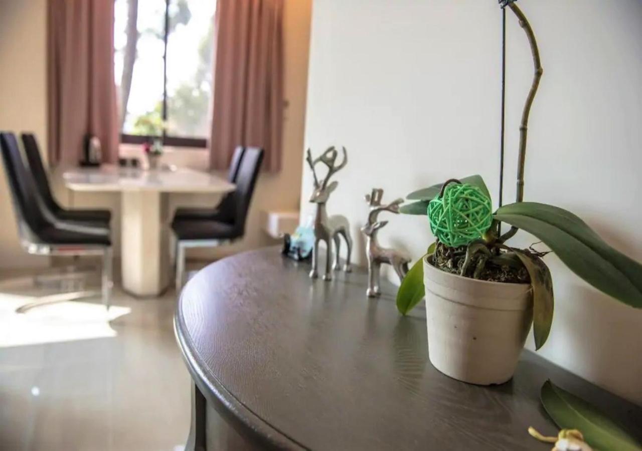 Sanyi Wei Wei Feng B&B Luaran gambar